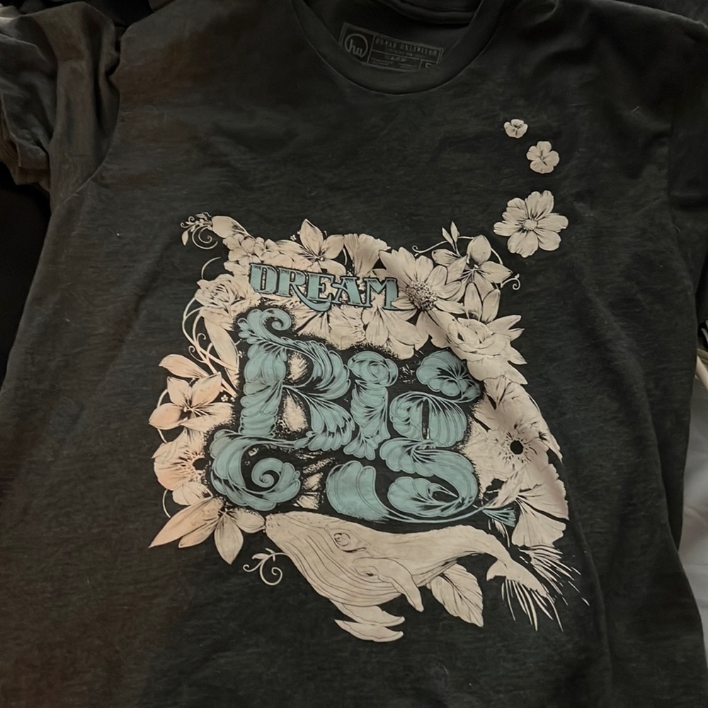 Human Unlimited T shirt